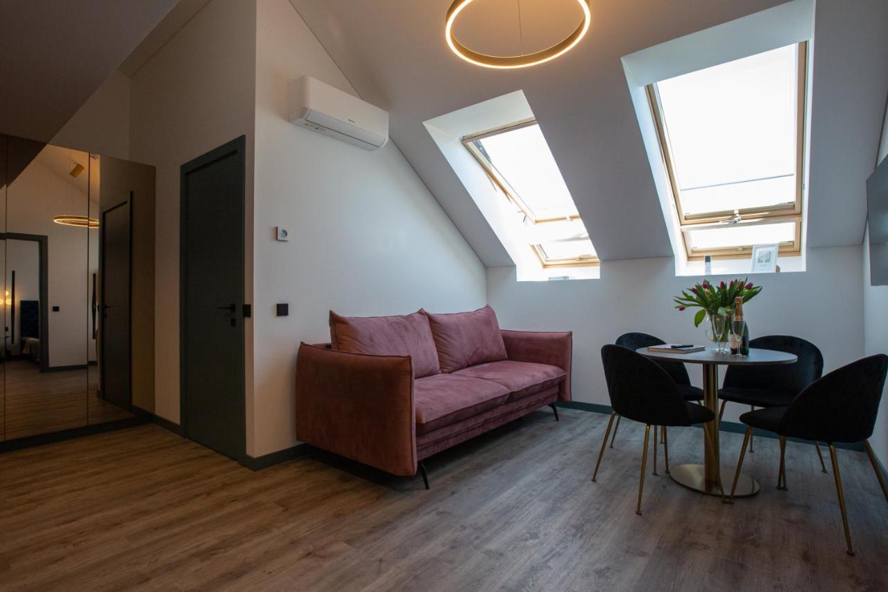 M8 Stylish One-Bedroom Apartment Каунас Екстер'єр фото